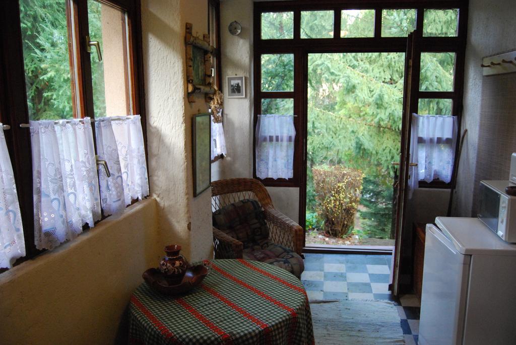 Boroka Apartmanhazak - Oereghaz Velem Kamer foto